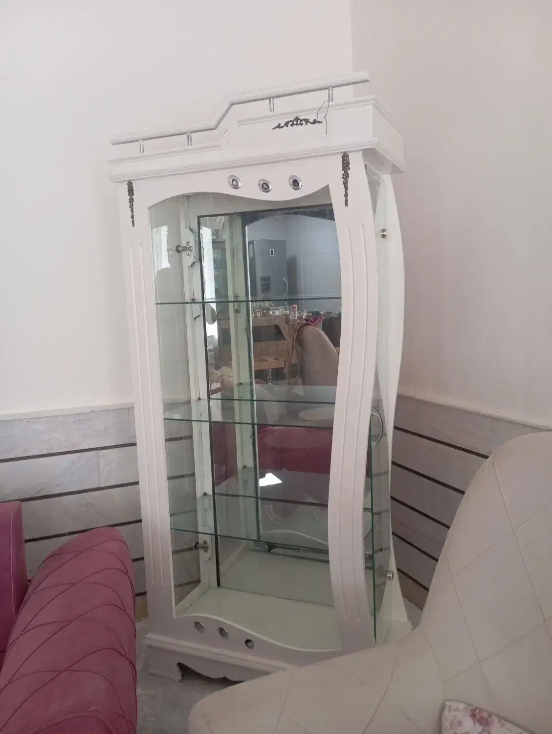 بوفه|بوفه، ویترین، کنسول|قائن, |دیوار