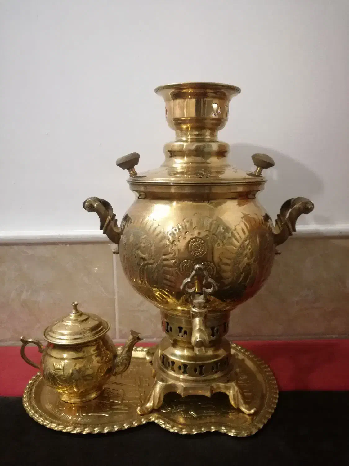 سرویس برنجی|کلکسیون اشیاء عتیقه|قم, بنیاد|دیوار