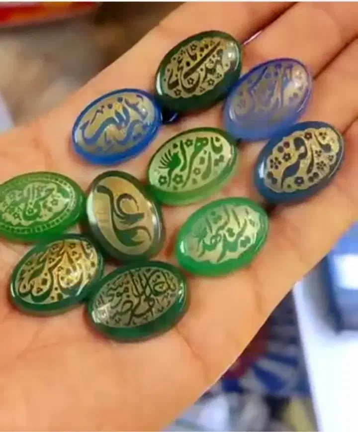 تسبیح عناب ۱۰۱ دانه|کلکسیون اشیاء عتیقه|شیروان (خراسان), |دیوار