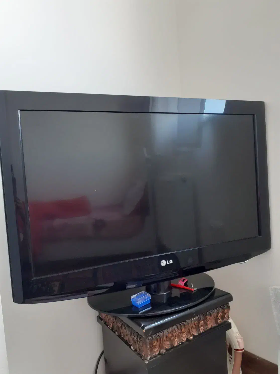 تلویزیون ۳۲ ال جی|تلویزیون و پروژکتور|اردبیل, |دیوار