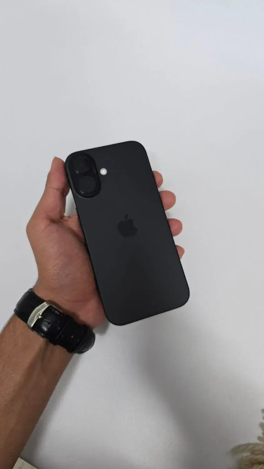 iphone 16 normal|موبایل|قم, باجک دو|دیوار