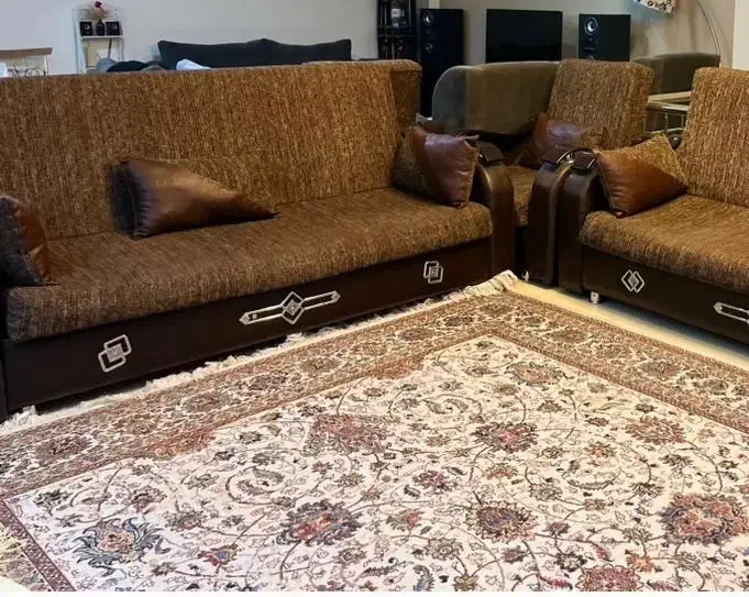 مبل ۸ نفره ترک تخت خواب شو|مبلمان خانگی و میز عسلی|شیراز, چنچنه|دیوار
