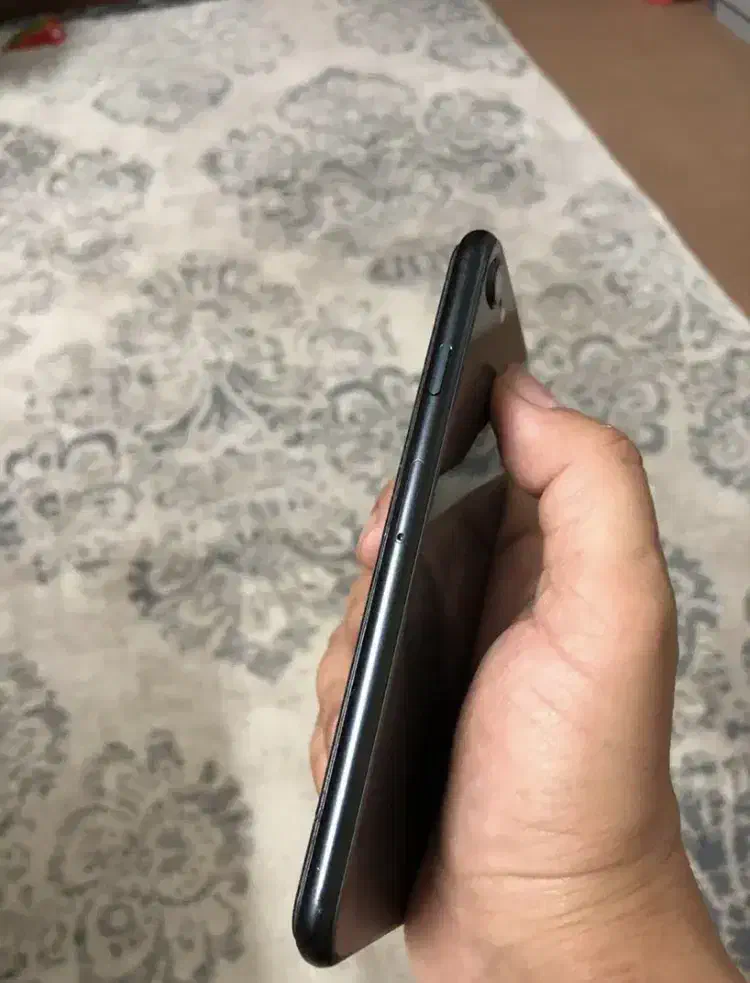 ایفون se2020|موبایل|مشهد, شهرآرا|دیوار