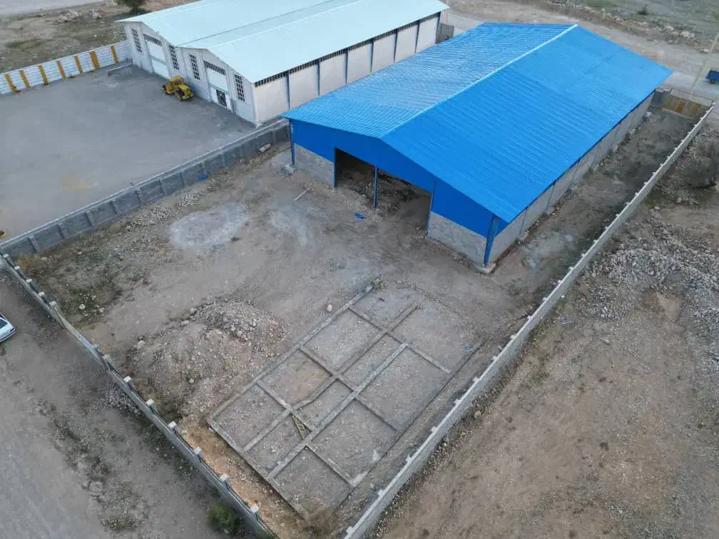 سوله و زمین در شهرک صنعتی|فروش دفتر صنعتی، کشاورزی، تجاری|شیراز, زرهی|دیوار