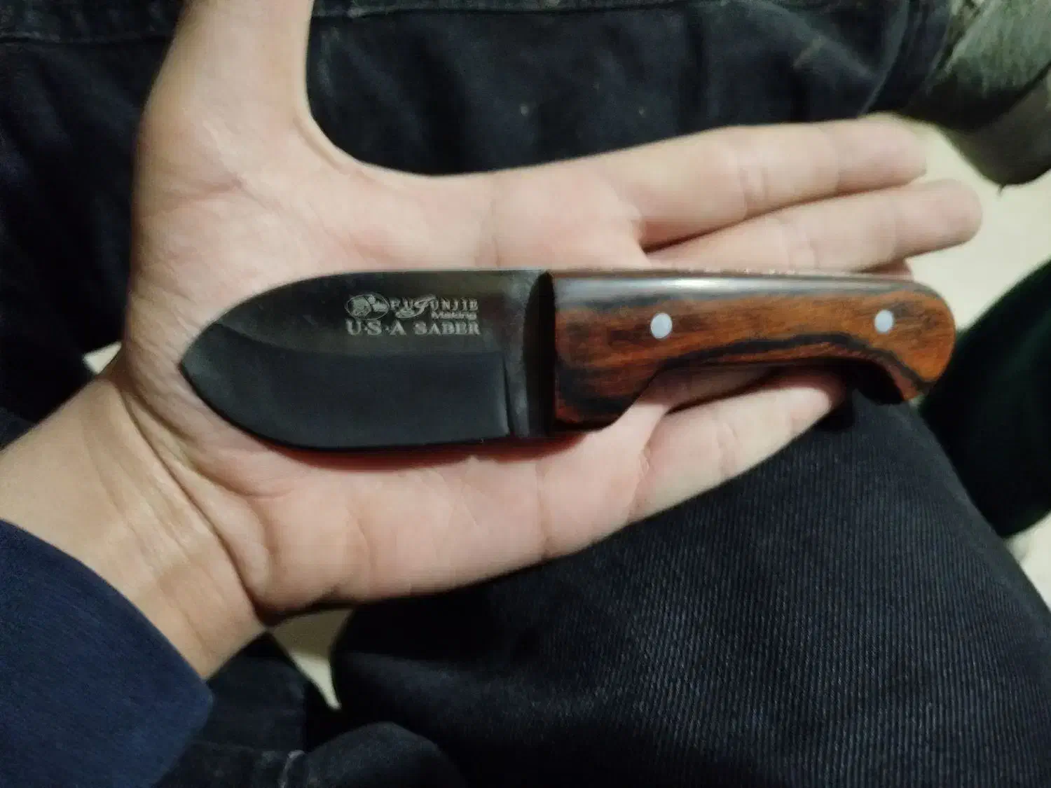 چاقو|کوهنوردی و کمپینگ|شاهین‌شهر, شهرک گلدیس|دیوار