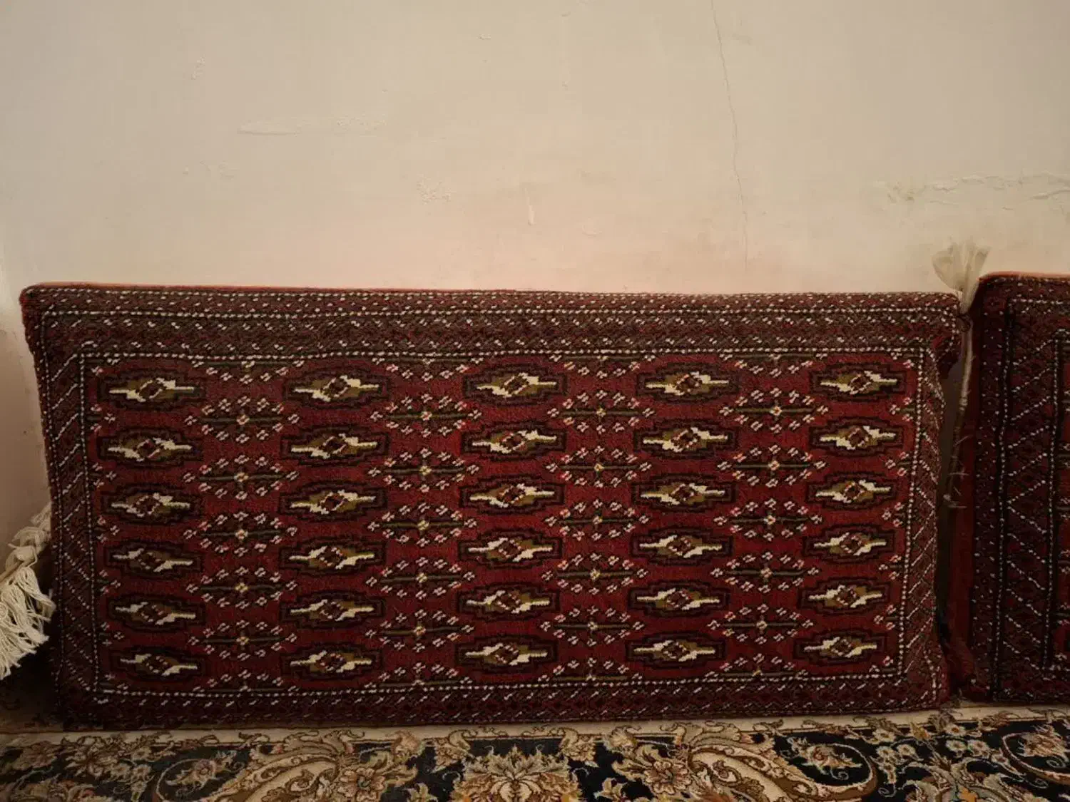 پشتی|پشتی|سبزوار, هویزه|دیوار