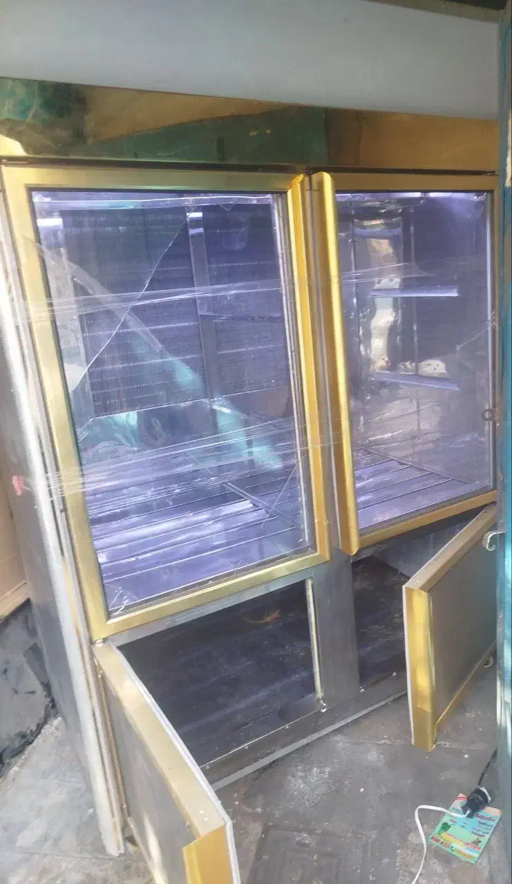 یخچال صنعتی و رستورانی ۴ در بازشو و عمق ۹۰|فروشگاه و مغازه|تهران, استخر|دیوار