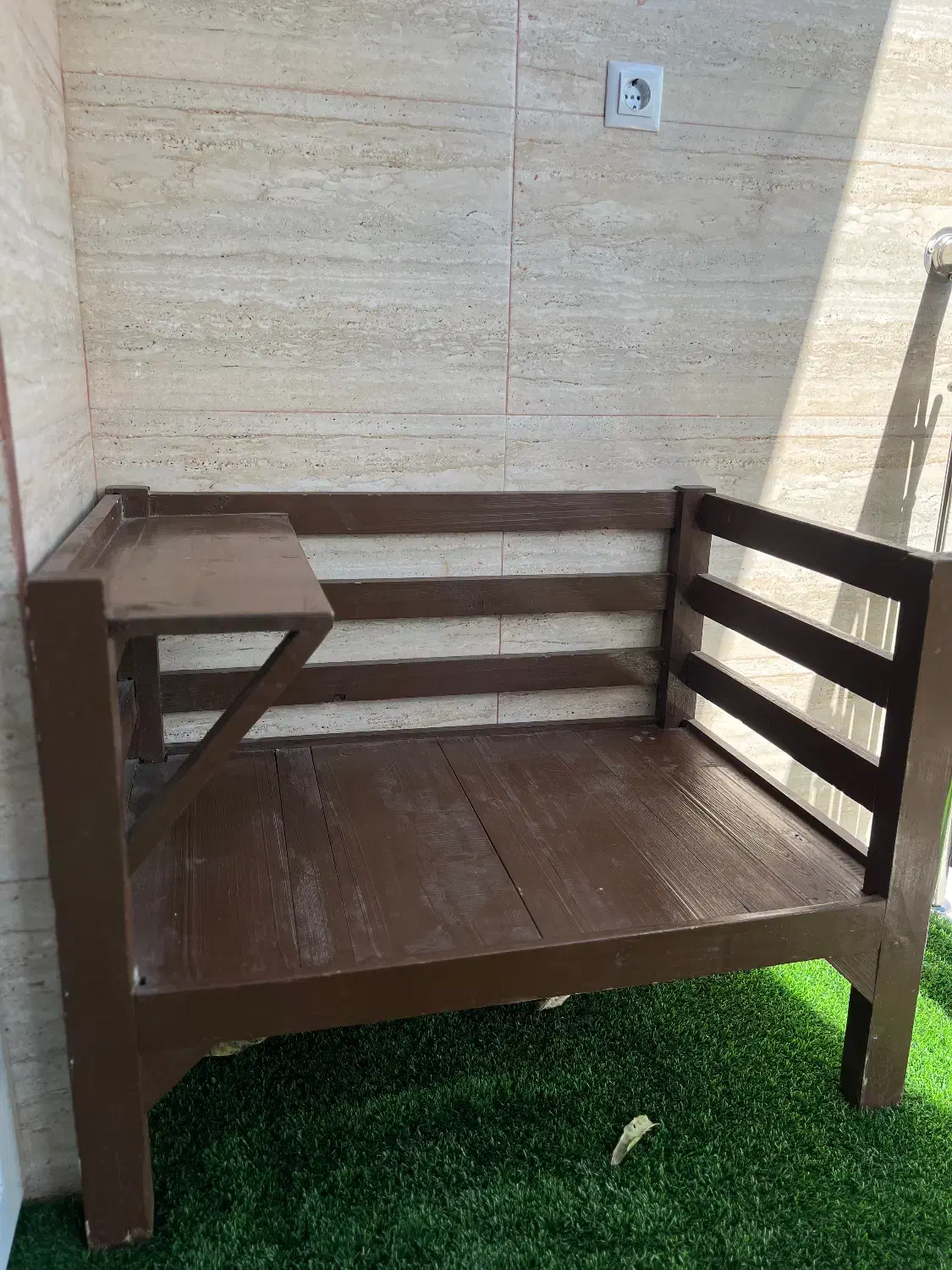 تخت سنتی|صندلی و نیمکت|رستم‌آباد, |دیوار