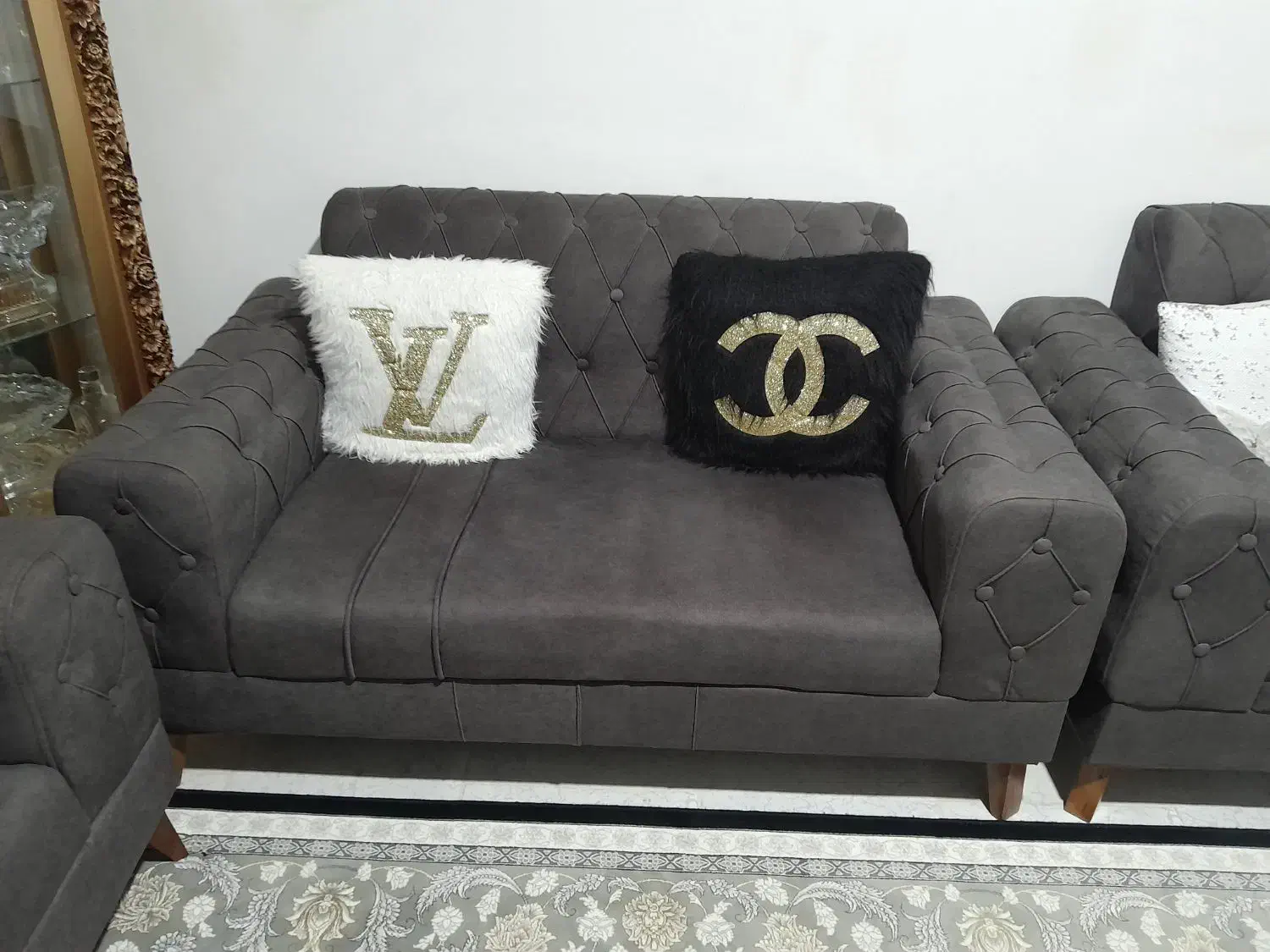 مبل ۹ نفره|مبلمان خانگی و میز عسلی|پرند, فاز ۶|دیوار