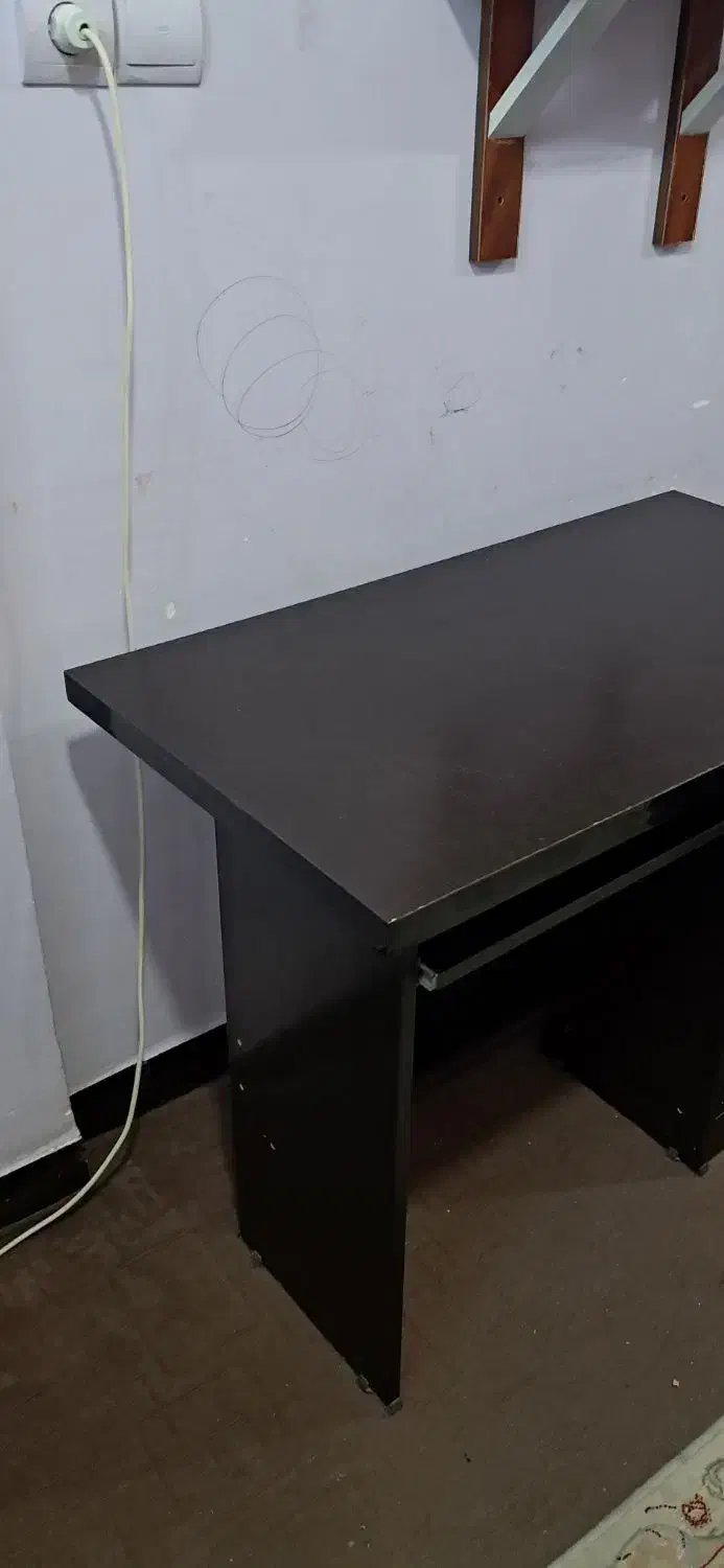 میز تحریر و کامپیوتر|میز تحریر و کامپیوتر|بوشهر, |دیوار