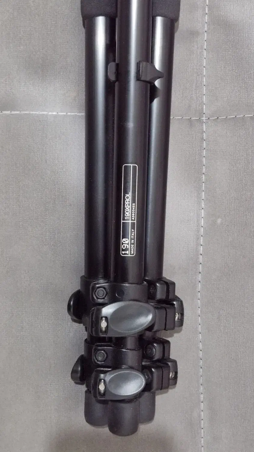 سه پایه آلومینیومی مانفروتو manfrotto 190|دوربین عکاسی و فیلمبرداری|تهران, پاسداران|دیوار