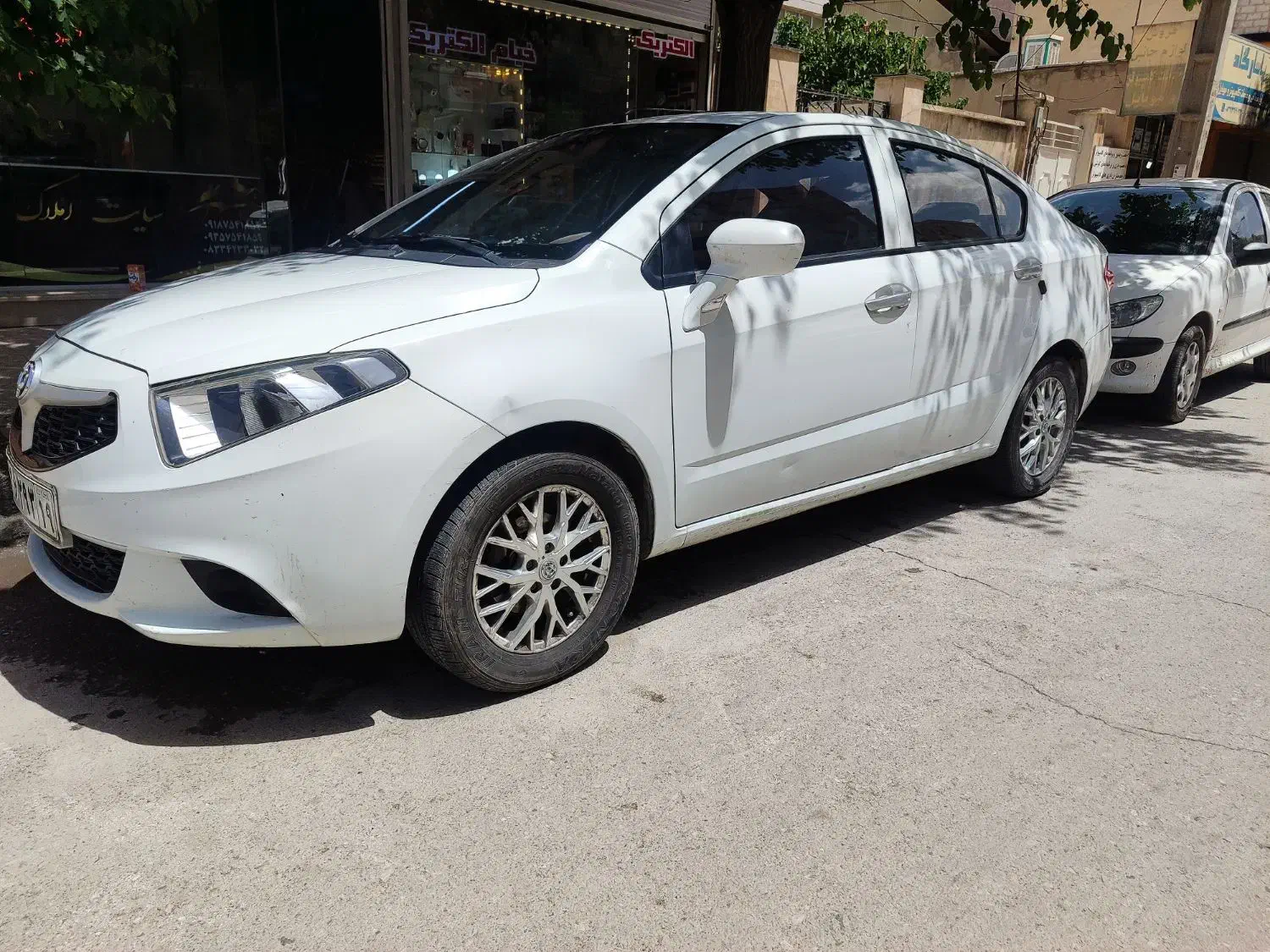 برلیانس230پارس خودرویی|خودرو سواری و وانت|کرمانشاه, |دیوار