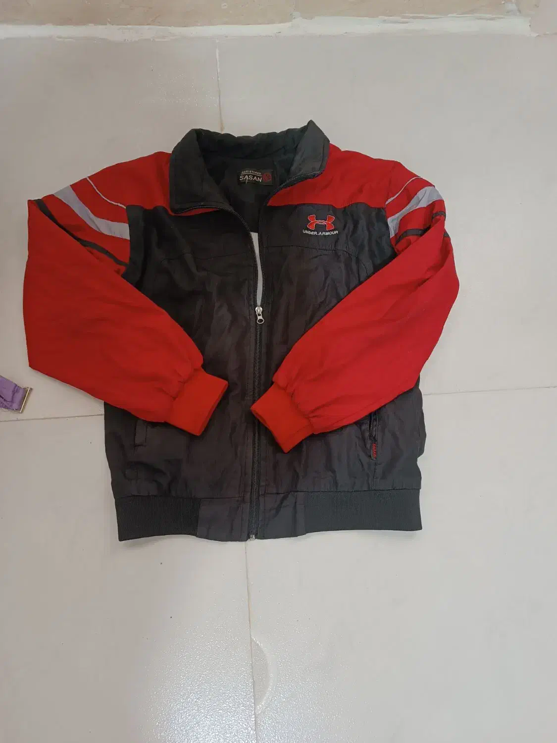 کاپشن|لباس|زابل, |دیوار