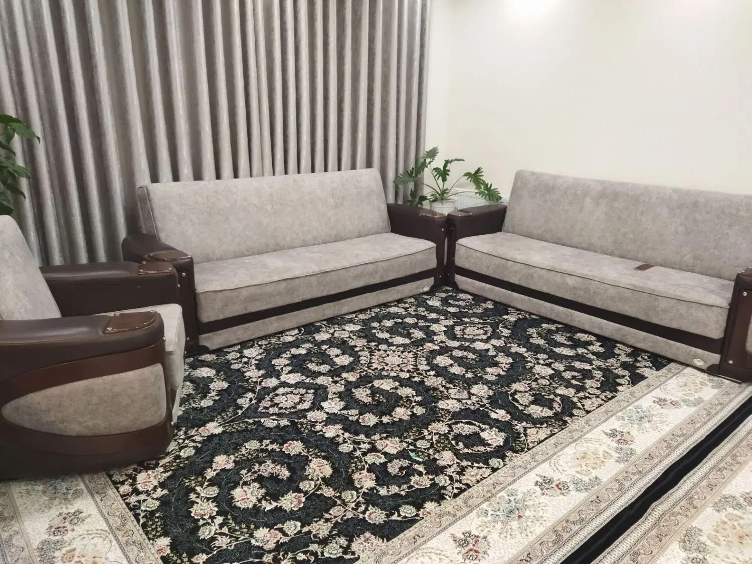 مبل|مبلمان خانگی و میز عسلی|شهرکرد, |دیوار