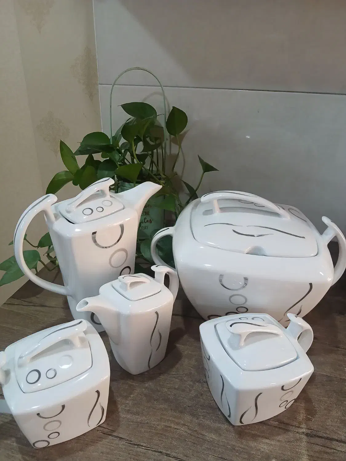 سرویس چینی|ظروف سرو و پذیرایی|اندیشه, شهرک مریم|دیوار