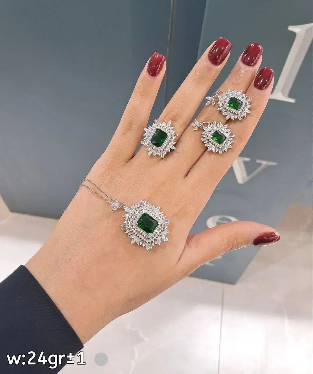 نیم ست و ست نگین نقره|جواهرات|زنجان, |دیوار