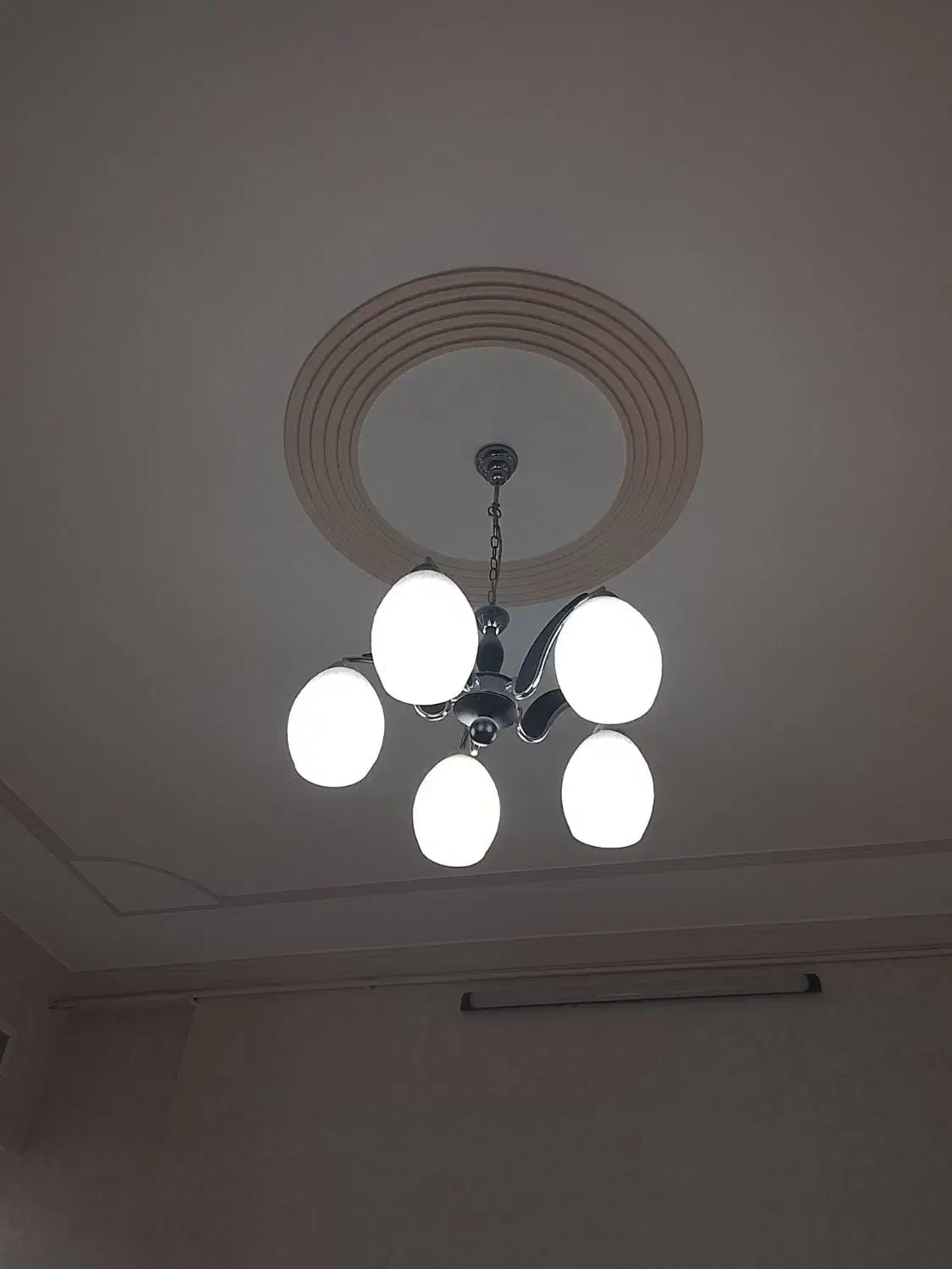 لوستر ۵ شاخه نو و سالم|لوستر و چراغ آویز|کرمان, |دیوار