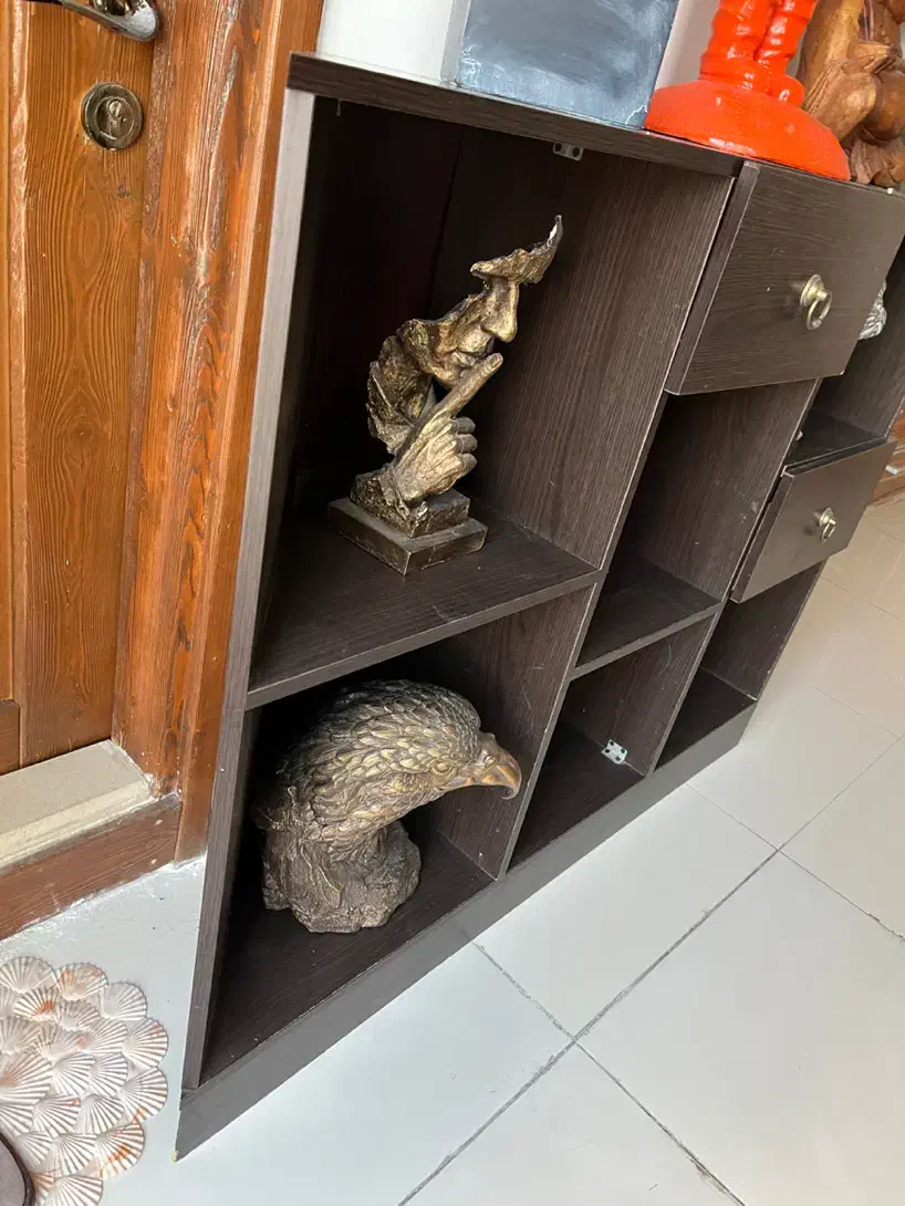 کتابخانه|کتابخانه، شلف، قفسه‌های دیواری|کیش, |دیوار