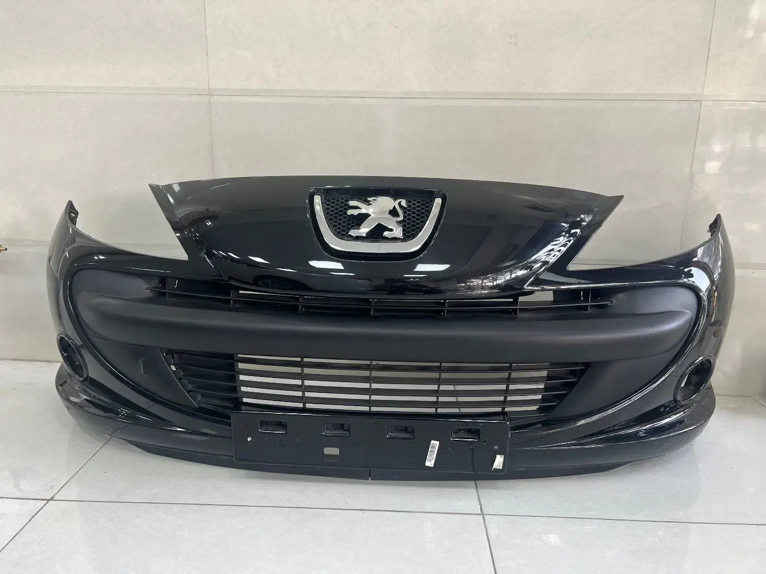 سپر جلو ۲۰۷ مشکی|قطعات یدکی و لوازم جانبی|لاهیجان, کوی خزر|دیوار