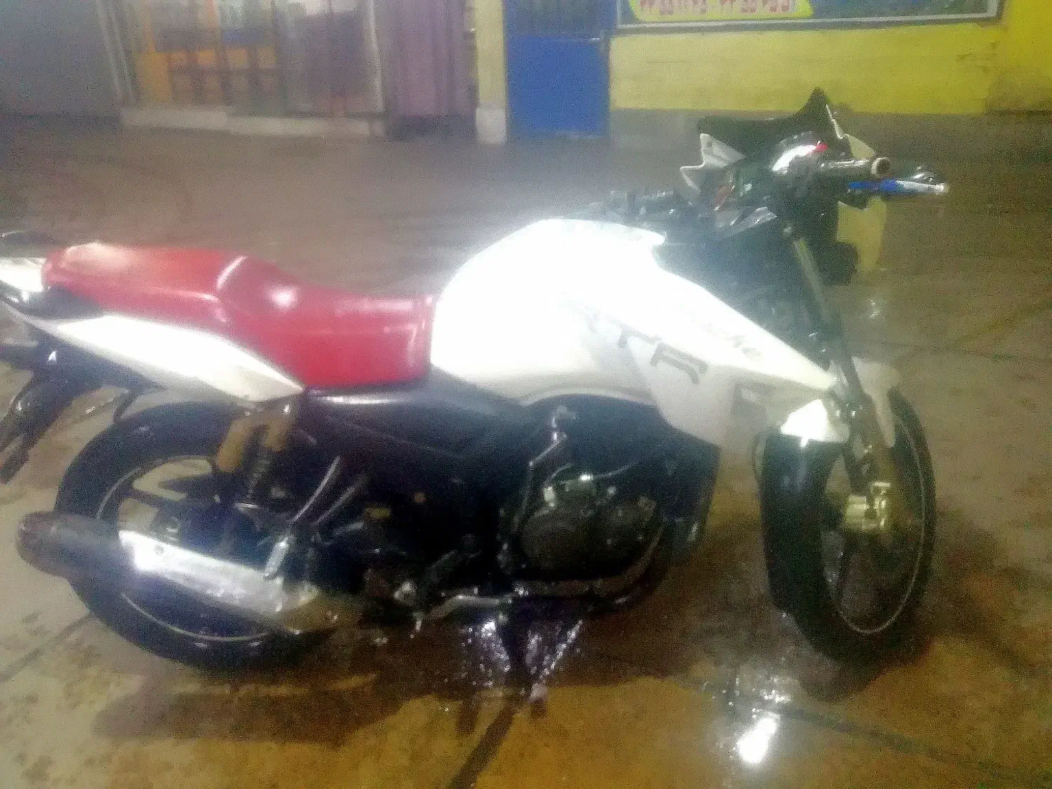 آپاچی 180 مدل 94|موتورسیکلت|تهران, امین حضور|دیوار