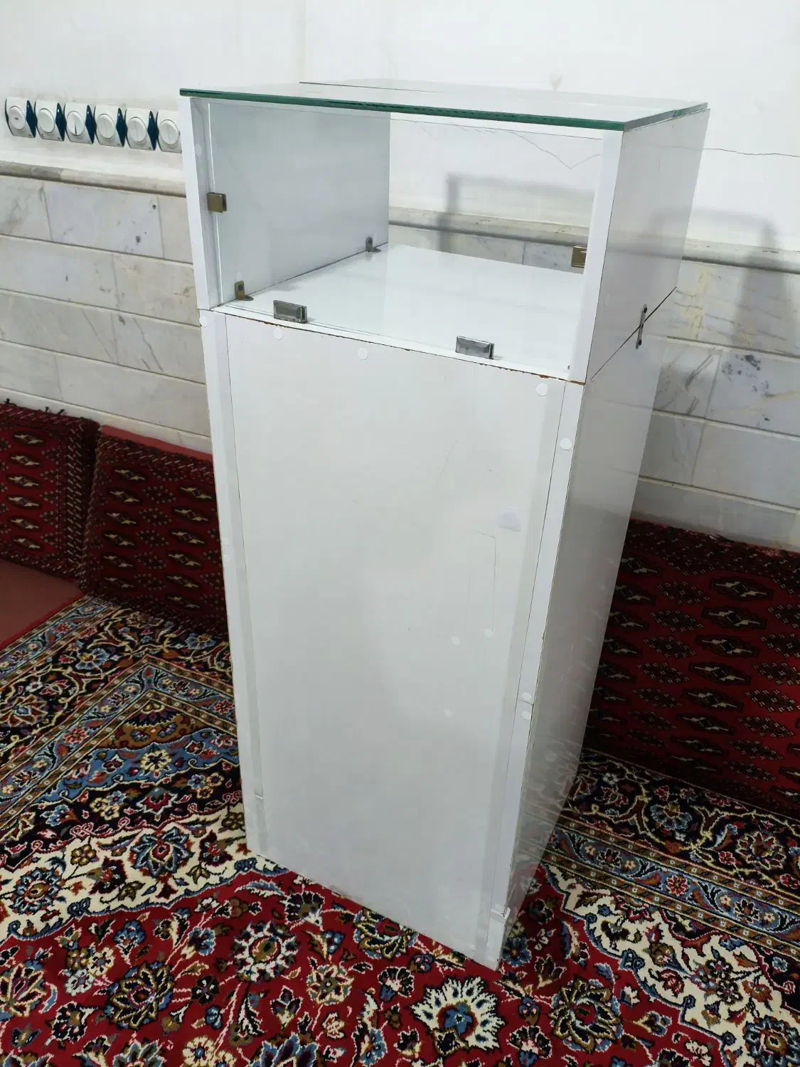 میز کانتر MDF ، میز پیشخوان ، میز ویترین دار|مبلمان اداری|قم, باجک سه|دیوار