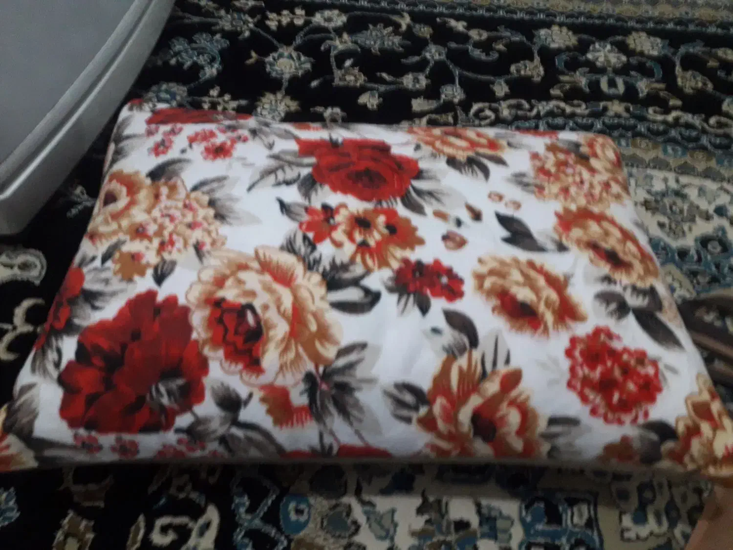 بالشت|رختخواب، بالش، پتو|خرمشهر, |دیوار