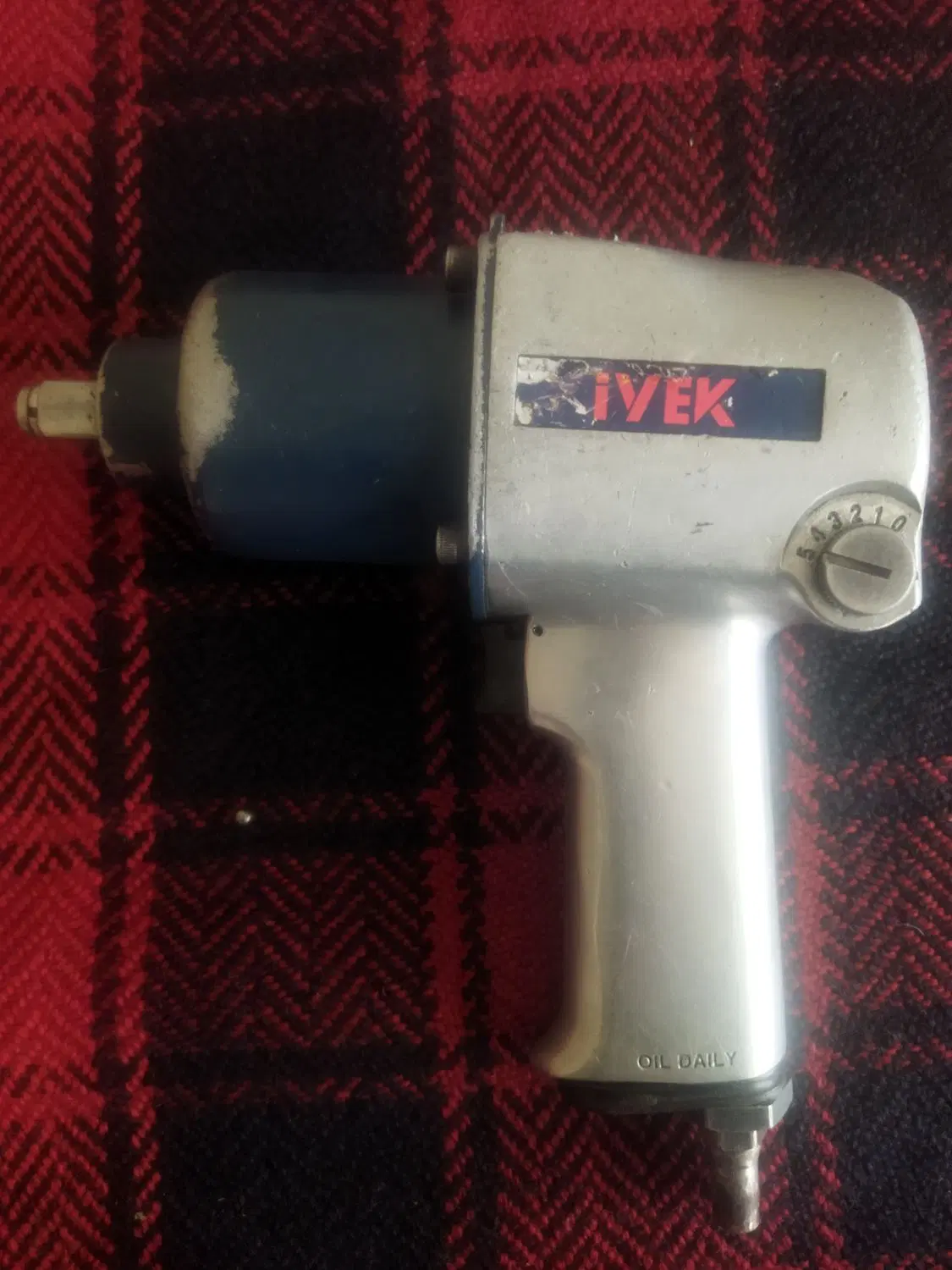 بکس بادی iVEK|ابزارآلات|همدان, |دیوار