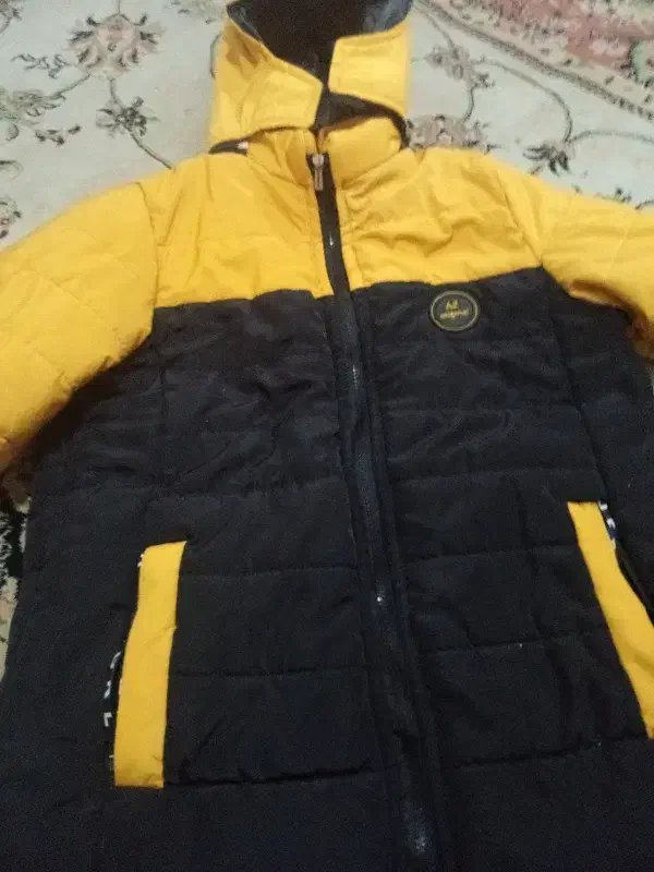 یک عدد کاپشن 2xlمناسب سنین ۱۰تا۱۶سال|لباس|همدان, |دیوار