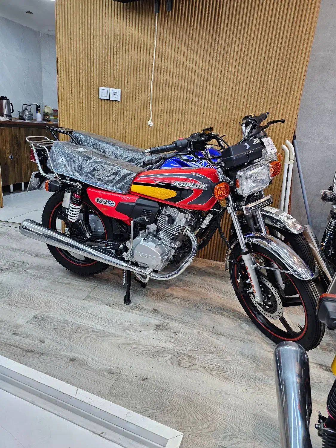 فروش اقساط راپیدو 125|موتورسیکلت|شیراز, شهرک گلستان|دیوار