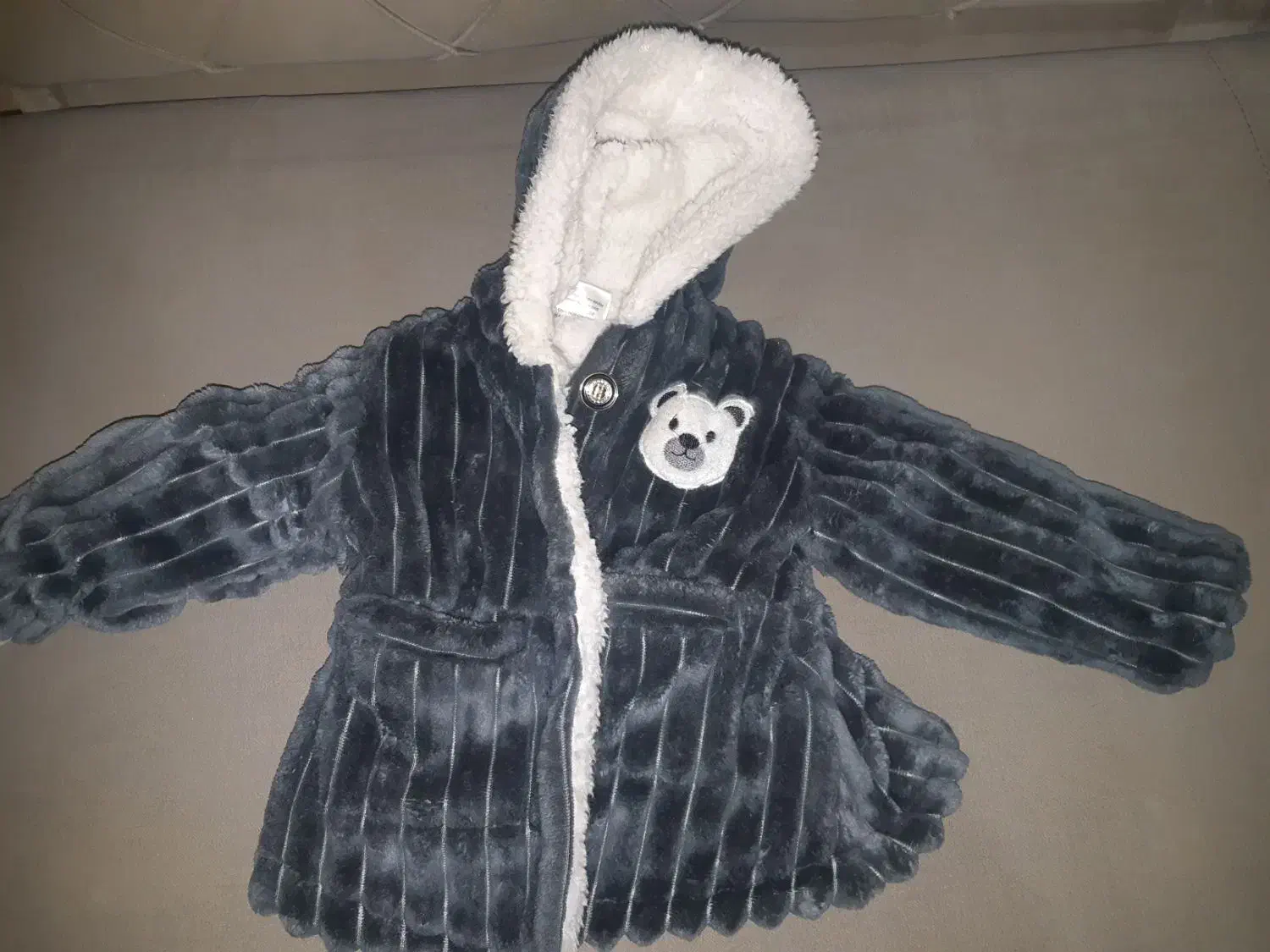 پالتو بچه گانه|کفش و لباس بچه|بندر انزلی, گمرک|دیوار