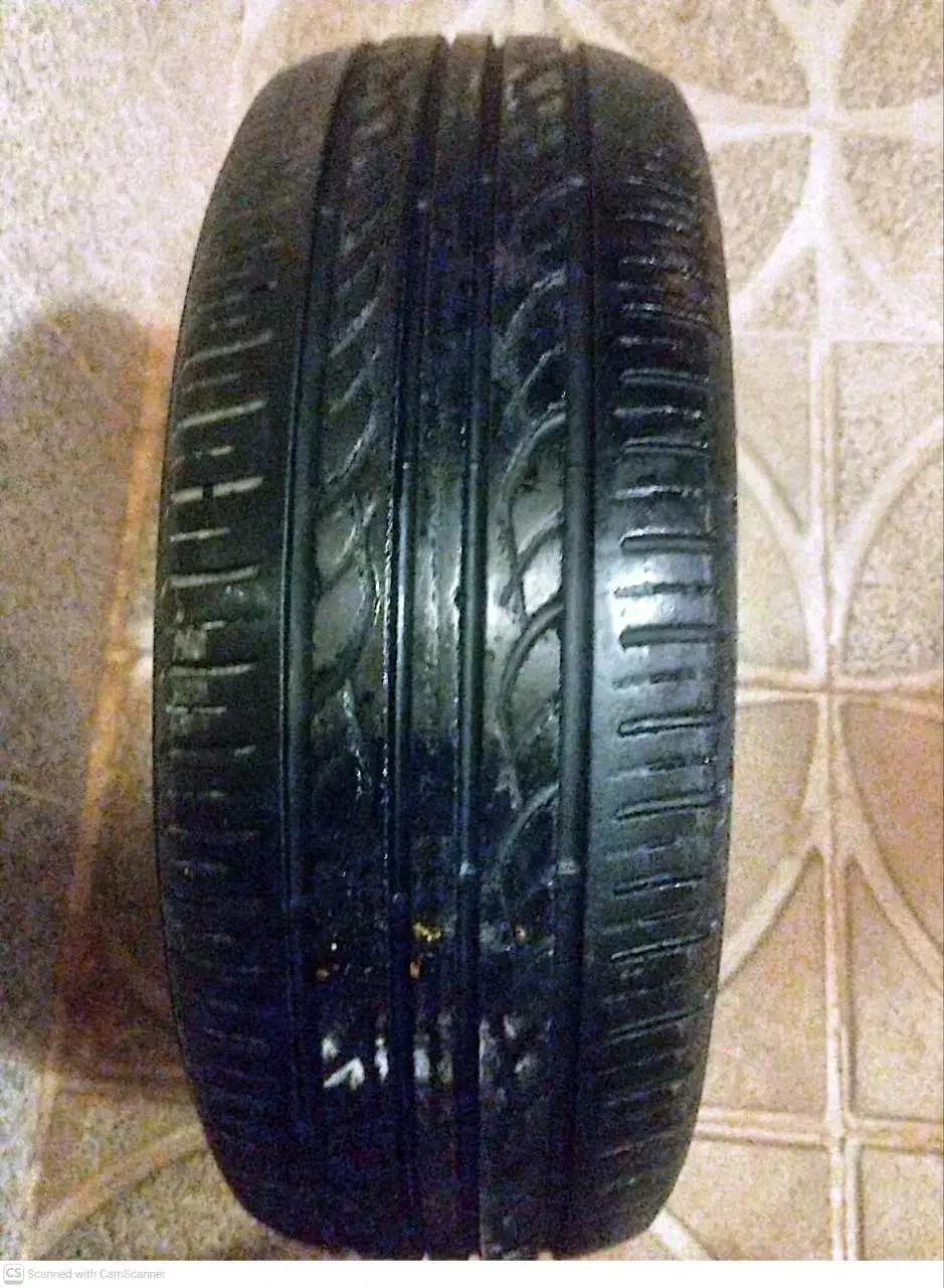 لاستیک کره ای پرایدی در حد|قطعات یدکی و لوازم جانبی|تربت جام, والفجر|دیوار