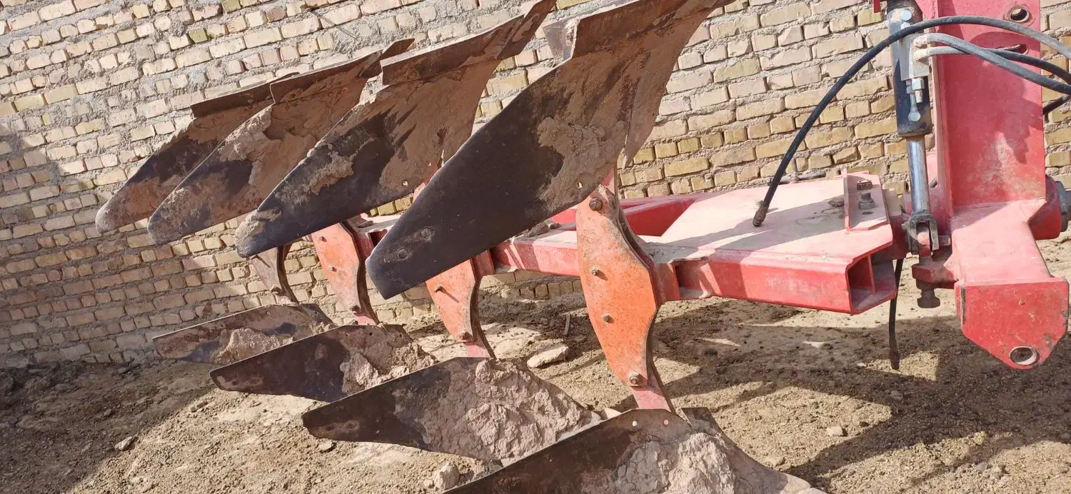 گاوآهن ۴ خیش دوطرفه تراکتور آهنگری محمدزاده مشهد|ماشینآلات صنعتی|تایباد, |دیوار