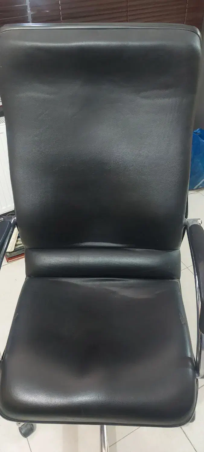 صندلی مدیریت|مبلمان اداری|اصفهان, امامزاده اسماعیل|دیوار