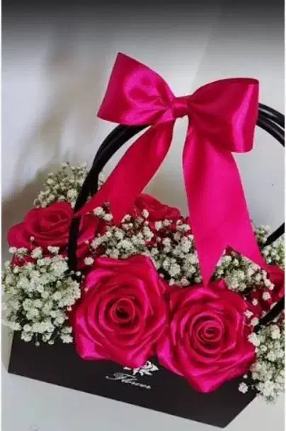 گل و باکس ولنتاین|گل مصنوعی|الیگودرز, |دیوار