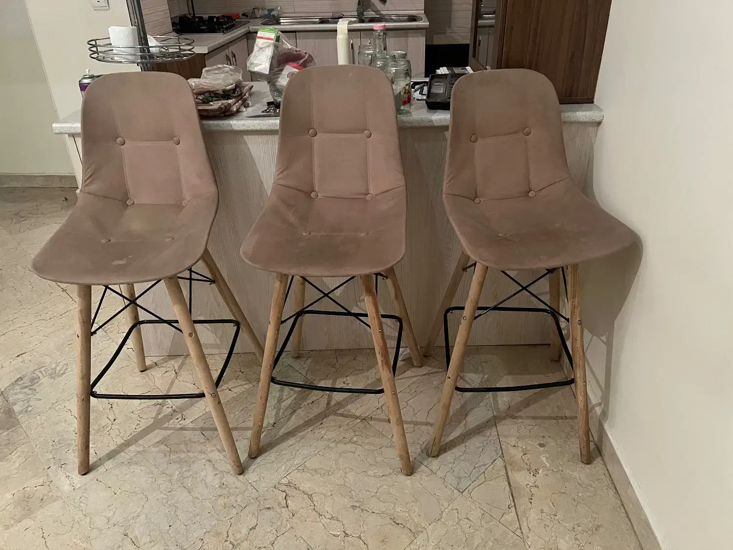 تشک خوشخواب طبی دو نفره همراه سه صندلی بلند اوپن|تشک تختخواب|تهران, سردارجنگل|دیوار