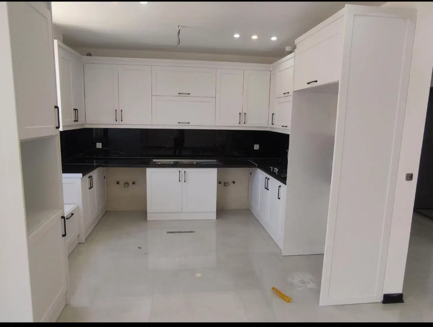 کابینت /سرستون نقش دار صفحه شرکتی پیش ساخته 123|مصالح و تجهیزات ساختمان|قم, جوی شور|دیوار