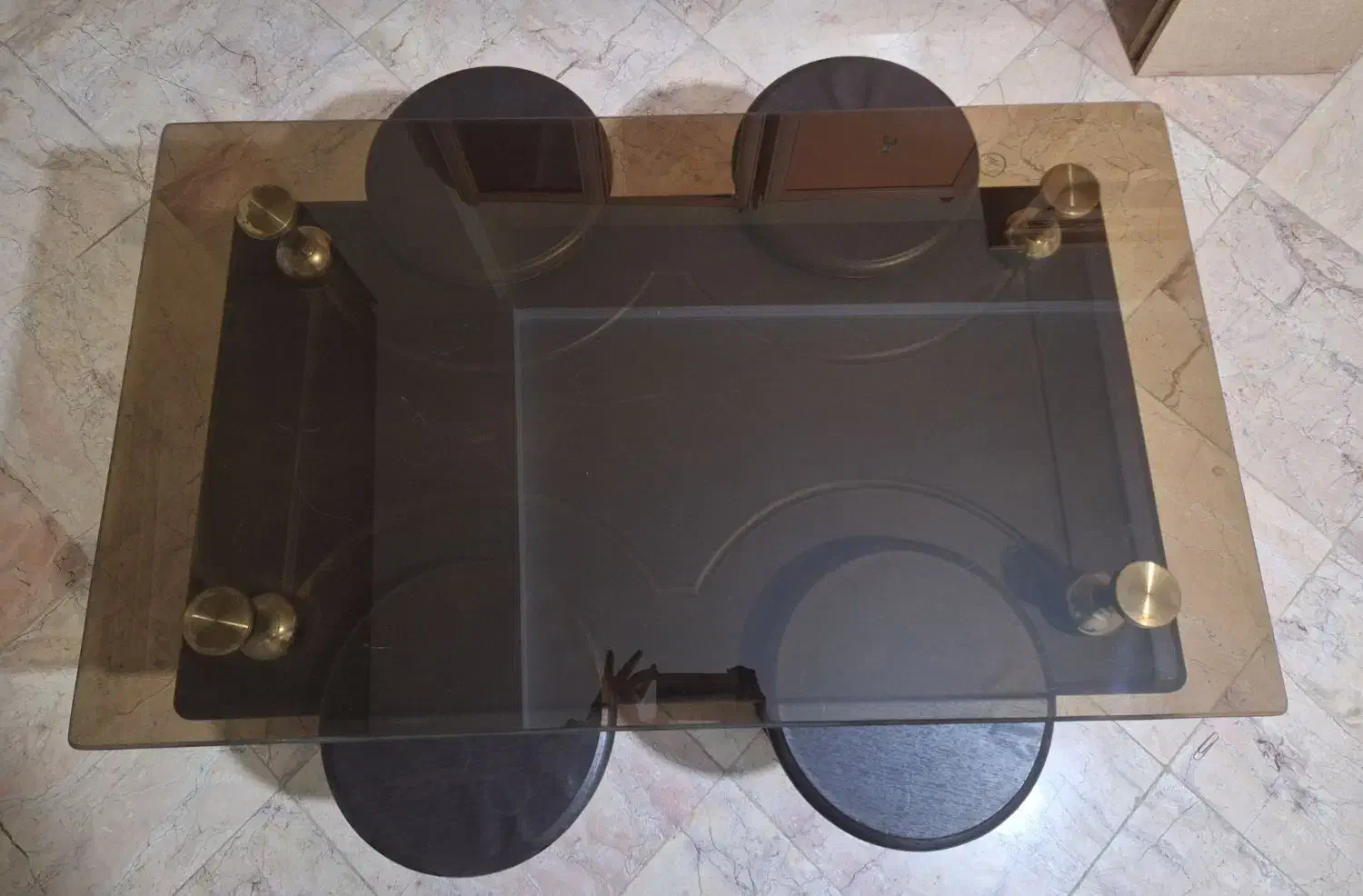 میزجلو مبلی به همراه ۴ عدد عسلی|مبلمان خانگی و میز عسلی|کرج, شهرک فهمیده|دیوار