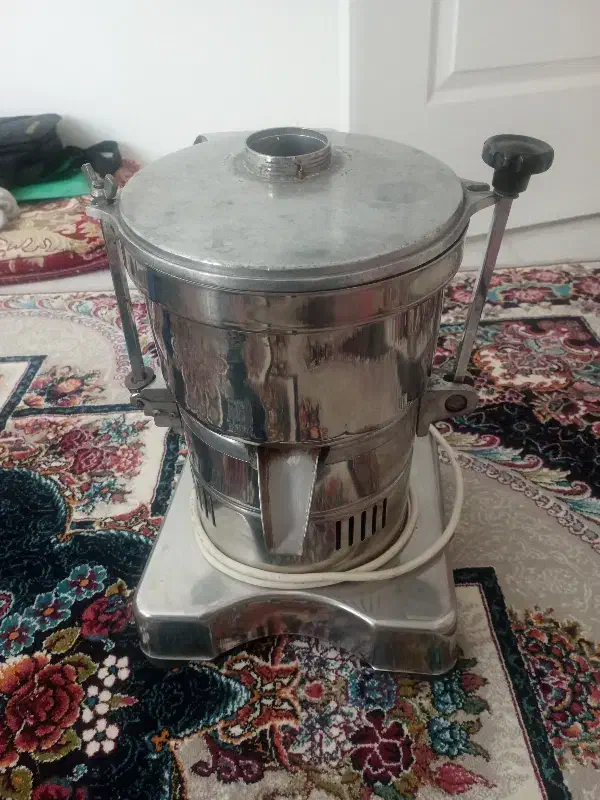 آبمیوه گیری صنعتی|آبمیوه‌گیر و آب‌مرکبات‌گیر|پردیس, فاز ۱۱|دیوار