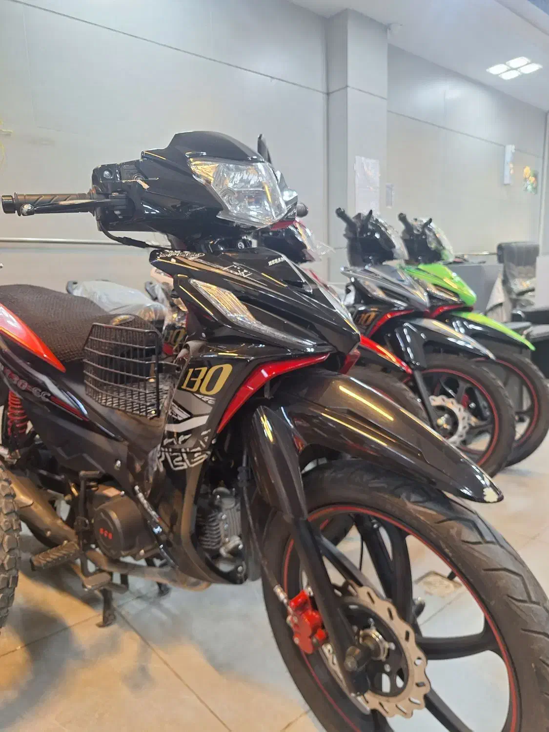 هرم ۴۰۳ کارکرده|موتورسیکلت|اصفهان, محمودیه|دیوار