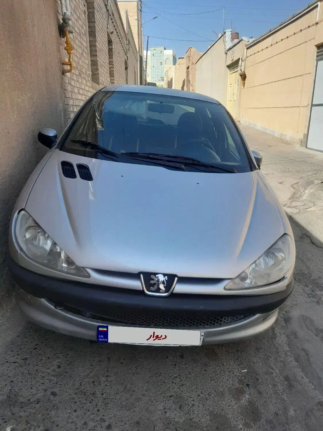 پژو۲۰۶نقره ای|خودرو سواری و وانت|بیرجند, |دیوار