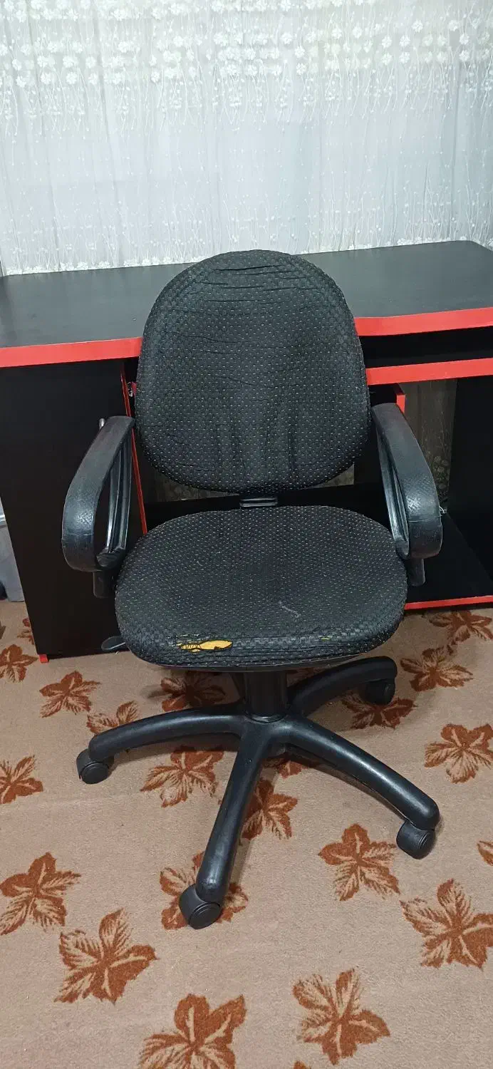 میز‌کامپیوتر، سندلی‌اداری،وکتابخانه|میز تحریر و کامپیوتر|دزفول, |دیوار