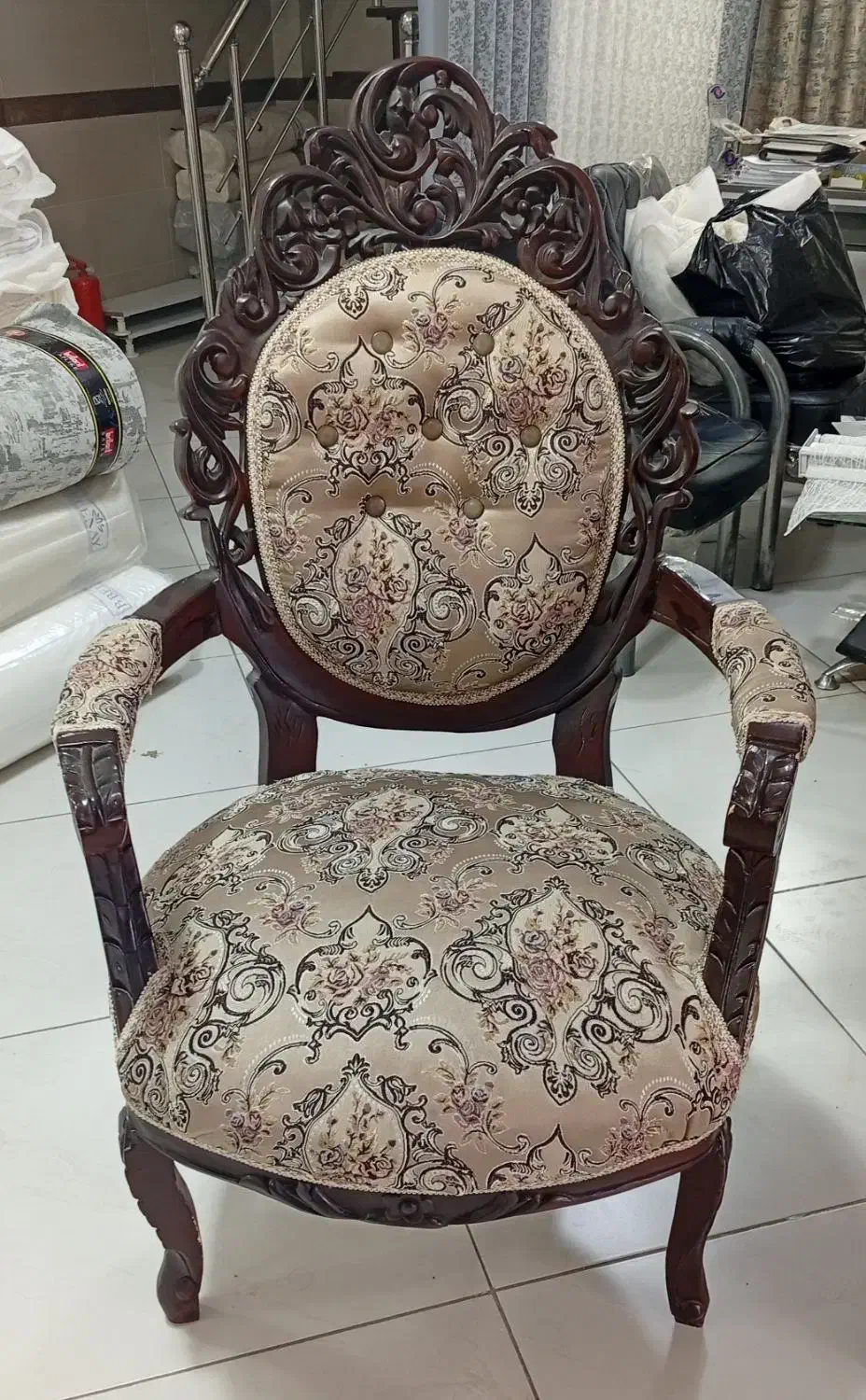 فروش مبل سلطنتی چوبی ۹نفره|مبلمان خانگی و میز عسلی|مهاباد (آذربایجان غربی), |دیوار