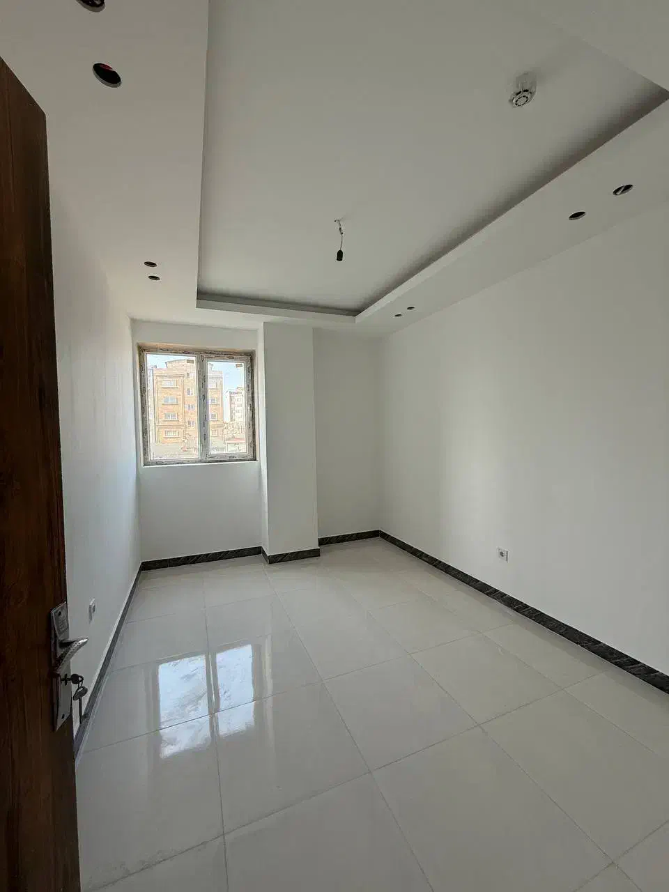 آپارتمان ۱۱۰ متر باسندتکبرگ خ امام محمودآباد|فروش آپارتمان|محمودآباد, |دیوار