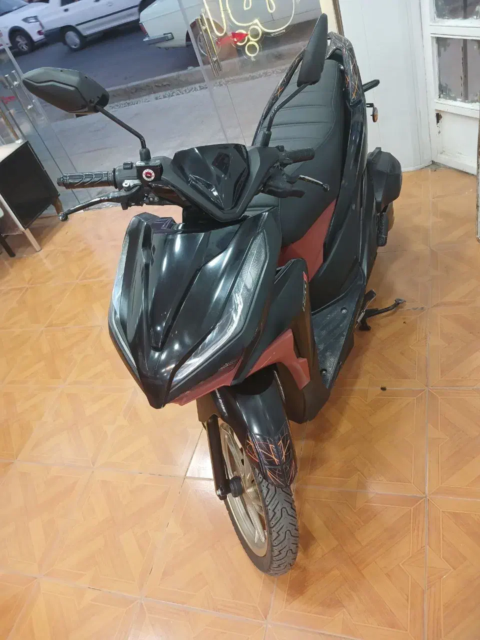 موتور کلیک معاوضه با ایفون(اپل)|موتورسیکلت|کرمان, |دیوار