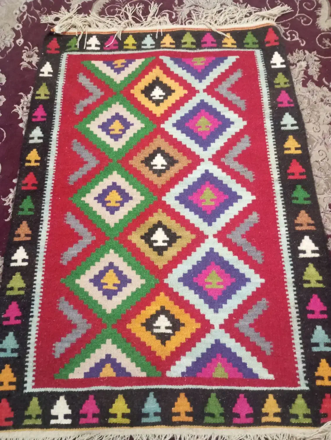 گلیم دستباف پشمی|گلیم، جاجیم، گبه|قیروکارزین, |دیوار