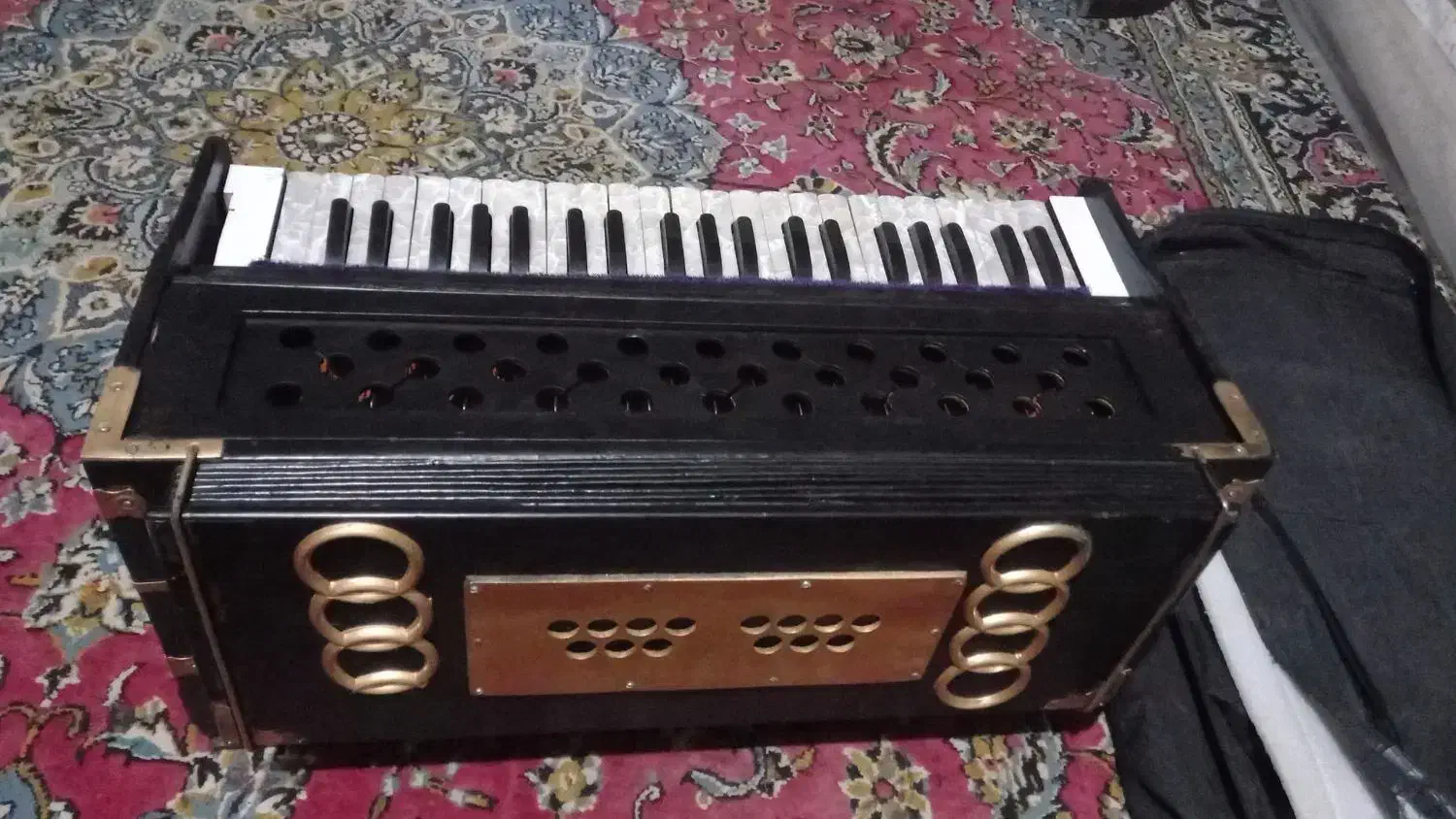 هارمونیه سور استدیویی|پیانو، کیبورد، آکاردئون|زاهدان, |دیوار