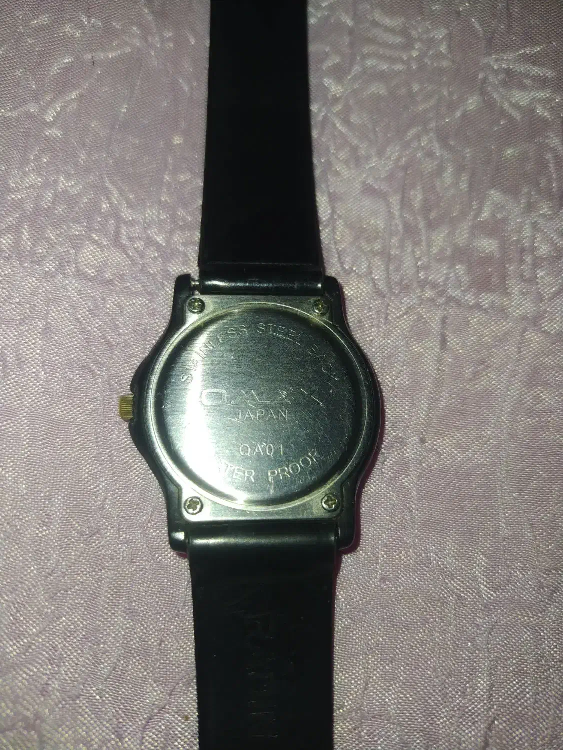 ساعت اوماکس|ساعت|کلاله, |دیوار