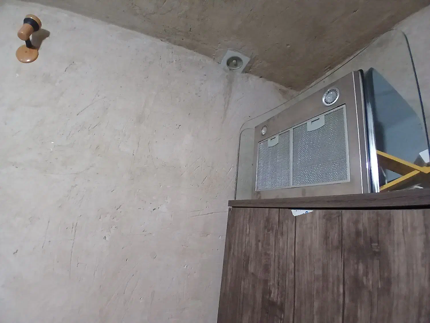 هود نو|هود|ساوه, |دیوار