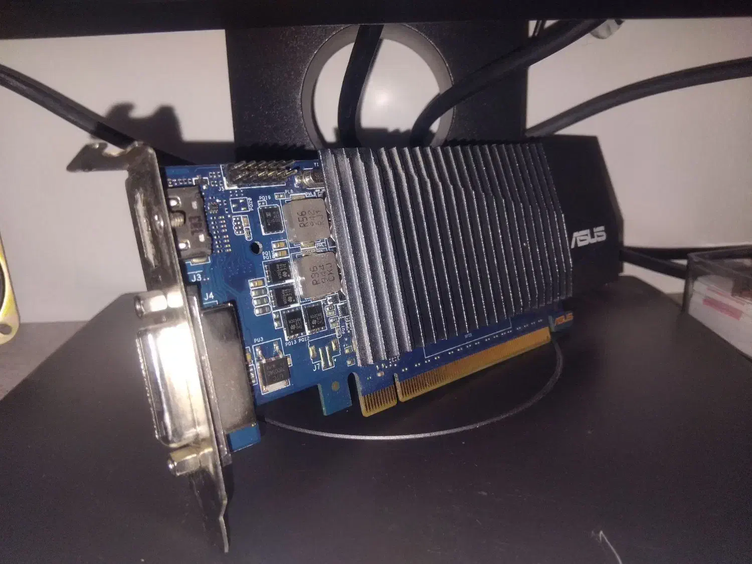 گرافیک ۲گیگ ASUS 710G GDDR5|قطعات و لوازم جانبی رایانه|خرمآباد, |دیوار