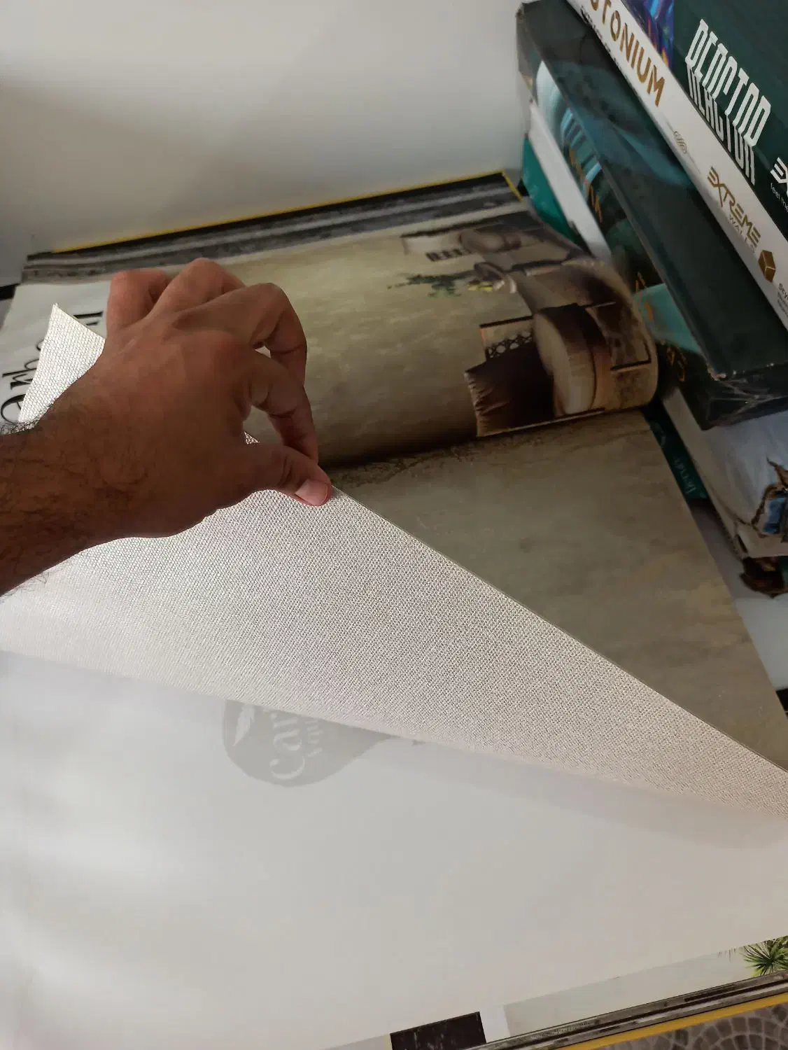 کاغذ دیواری طرحهای متنوع شروع قیمت از 270 تا 760|مصالح و تجهیزات ساختمان|ایلام, |دیوار